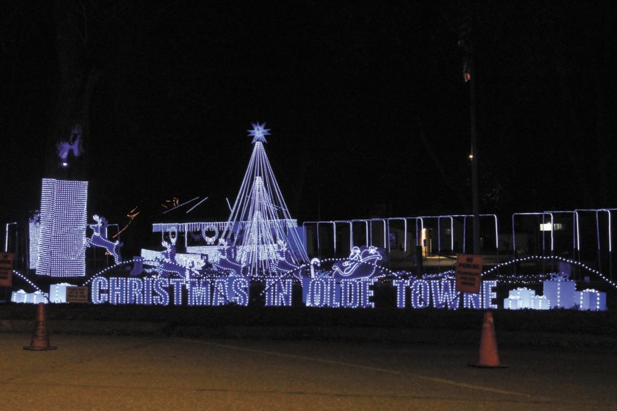 In Old Towne Bellevue at Washington Park, Christmas lights are displayed for the winter season to share the cheerful spirit. Photo by McKenzie Gandy