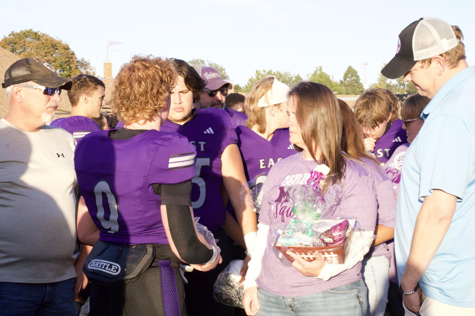 Photo Gallery 24-25