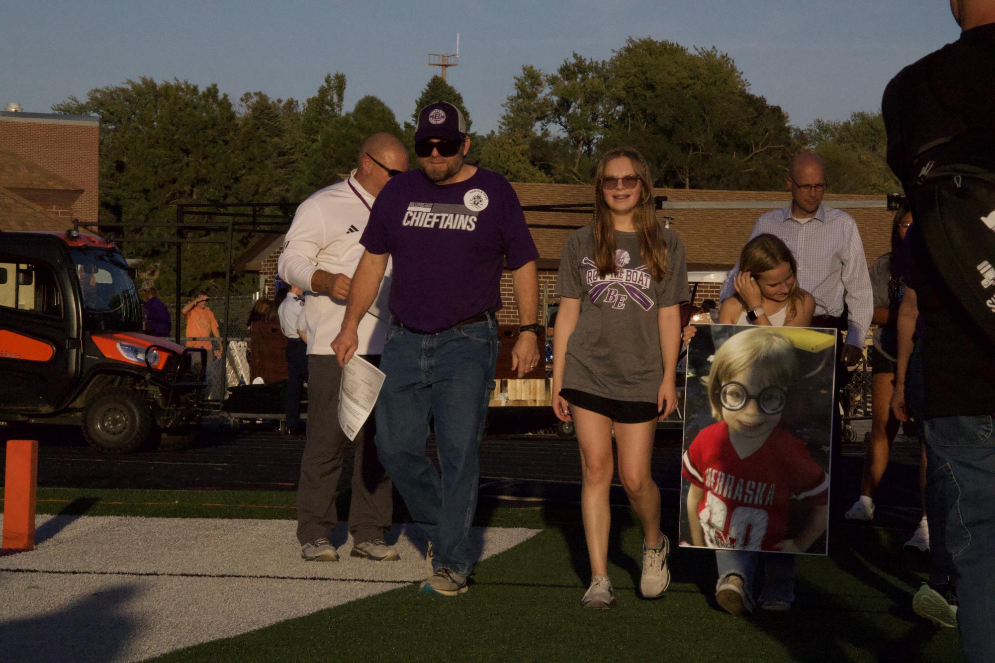 Photo Gallery 24-25