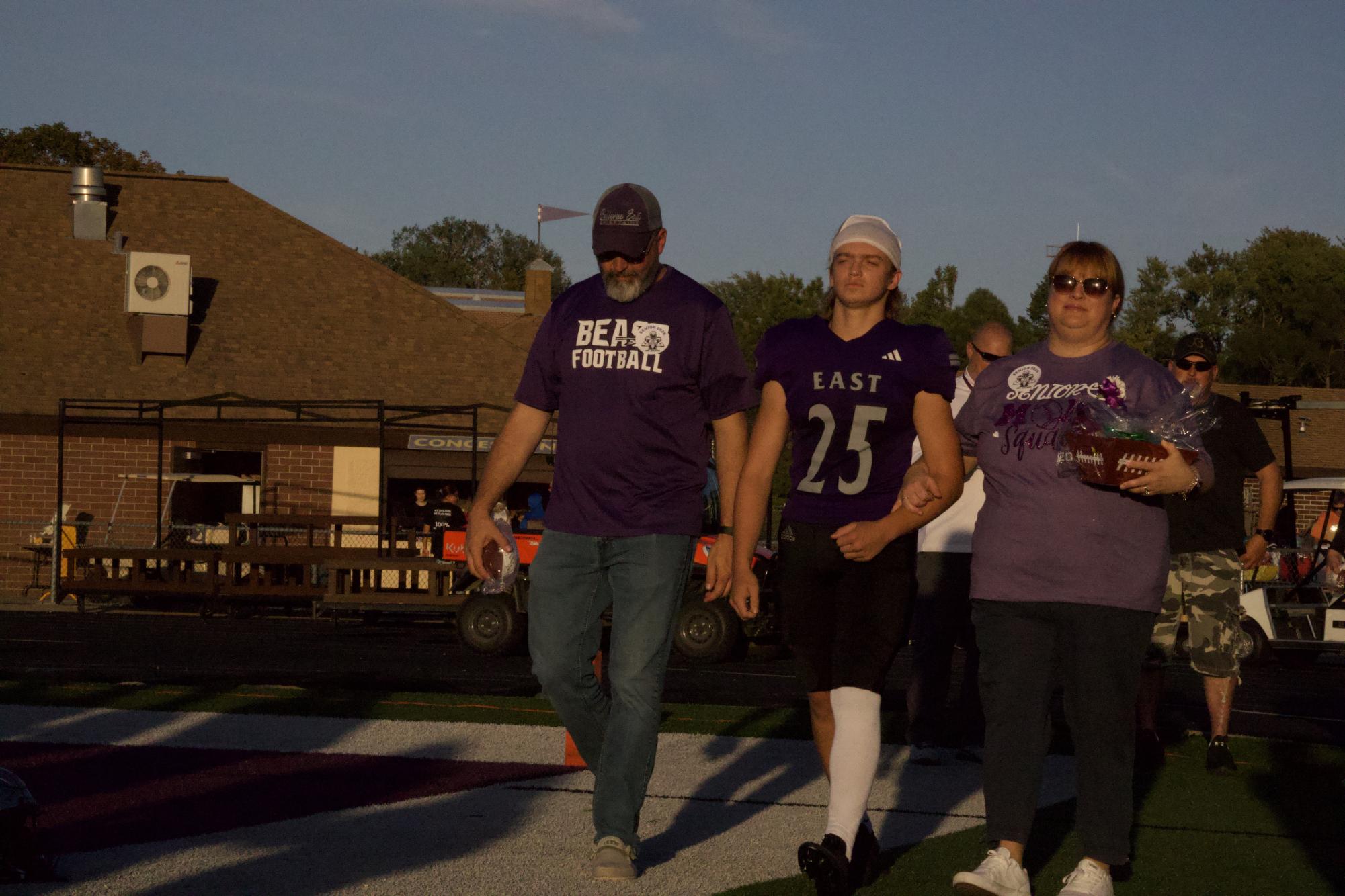 Photo Gallery 24-25