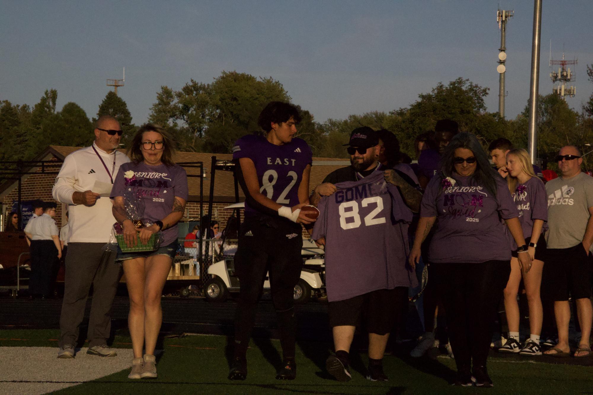Photo Gallery 24-25
