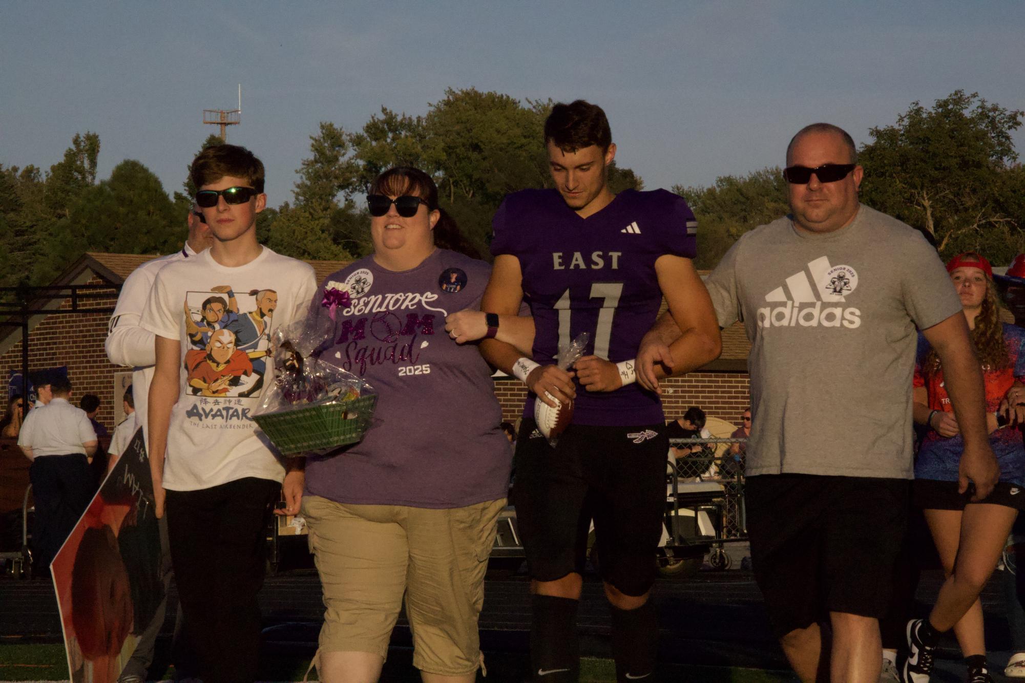 Photo Gallery 24-25
