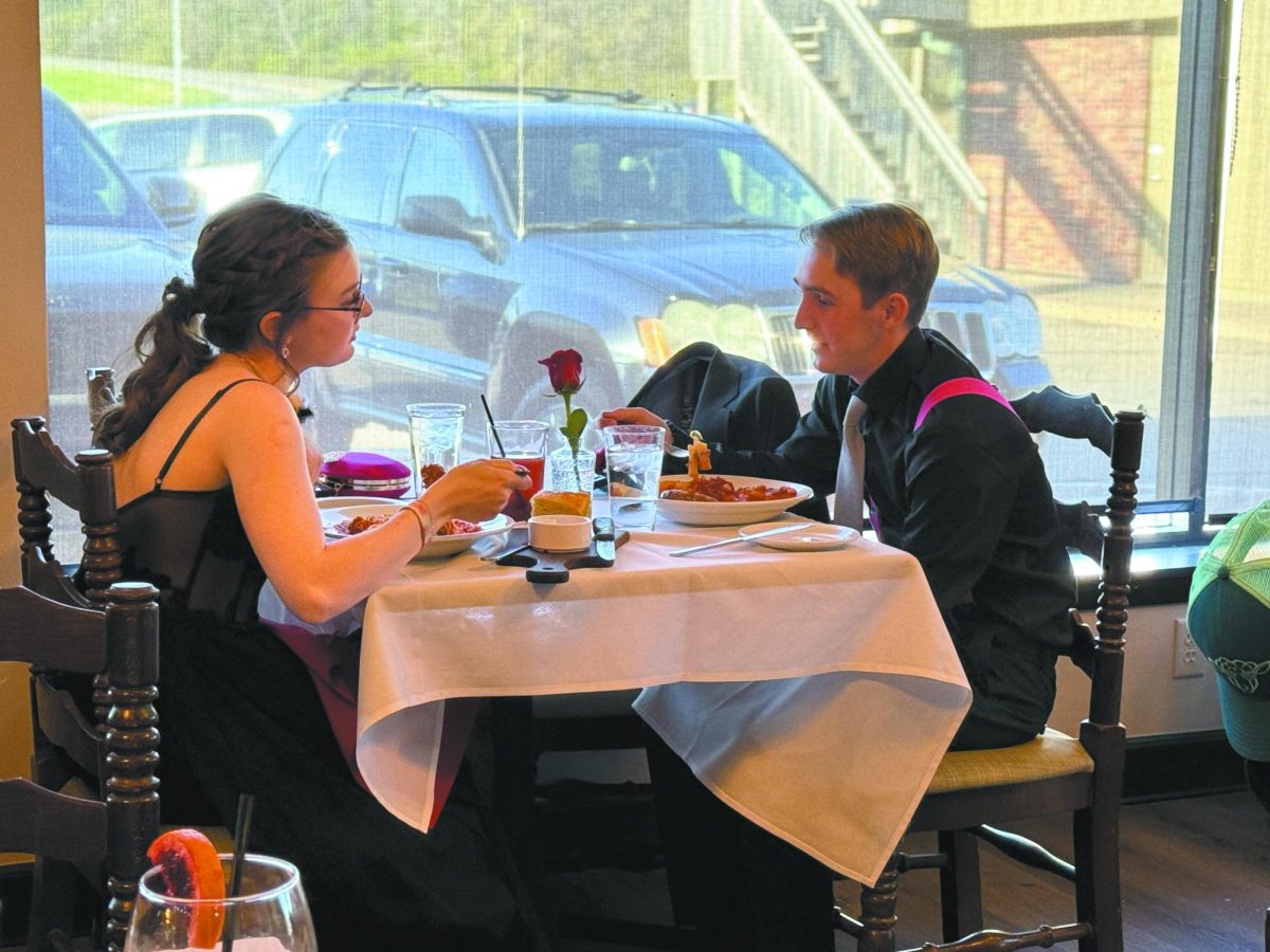 dinner prom